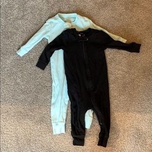 2 primary footies 6-9 mon